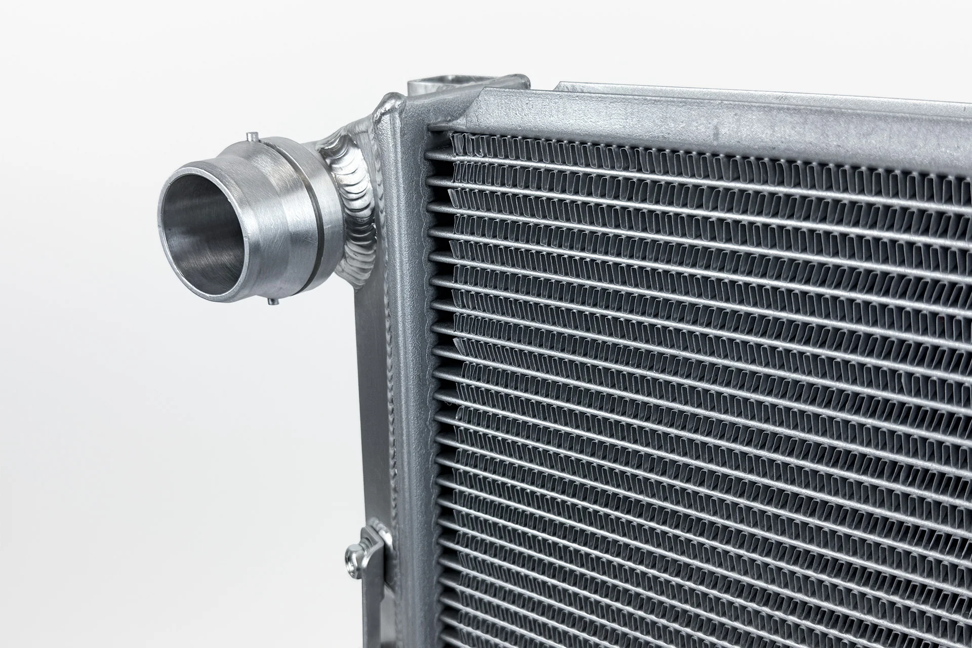 CSF Aluminum Radiator for Porsche Cayenne 955/957 - Image 5