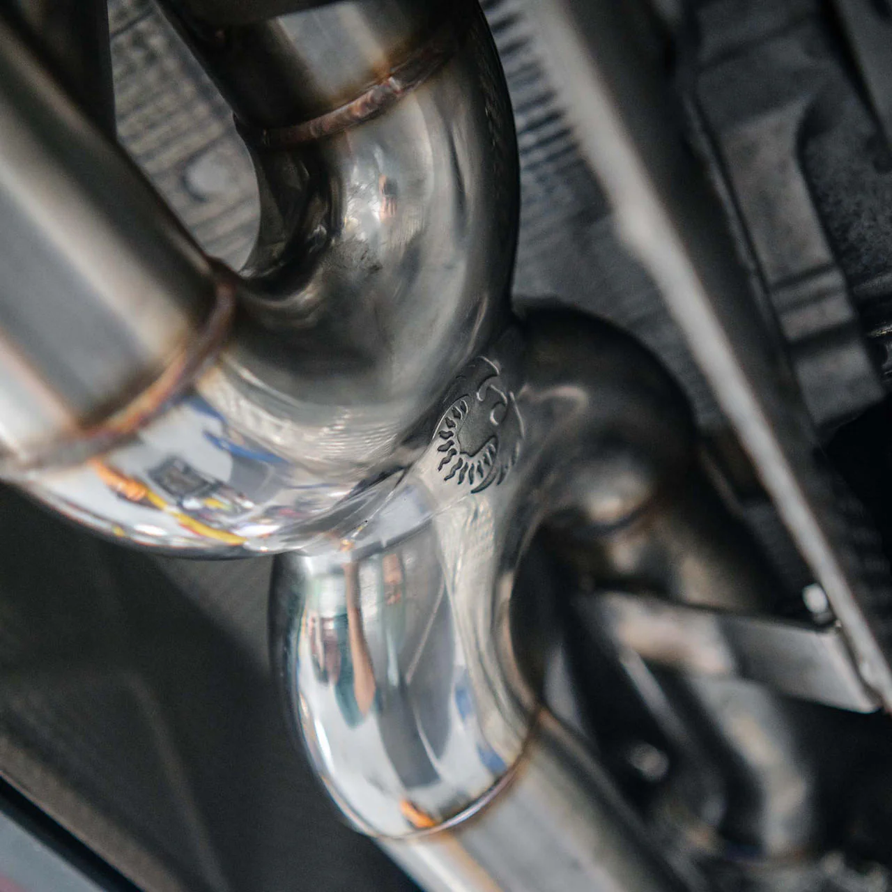 Fabspeed Porsche 992 Carrera Cat-Back Valvetronic Maxflo Exhaust System (2019+) - Image 3
