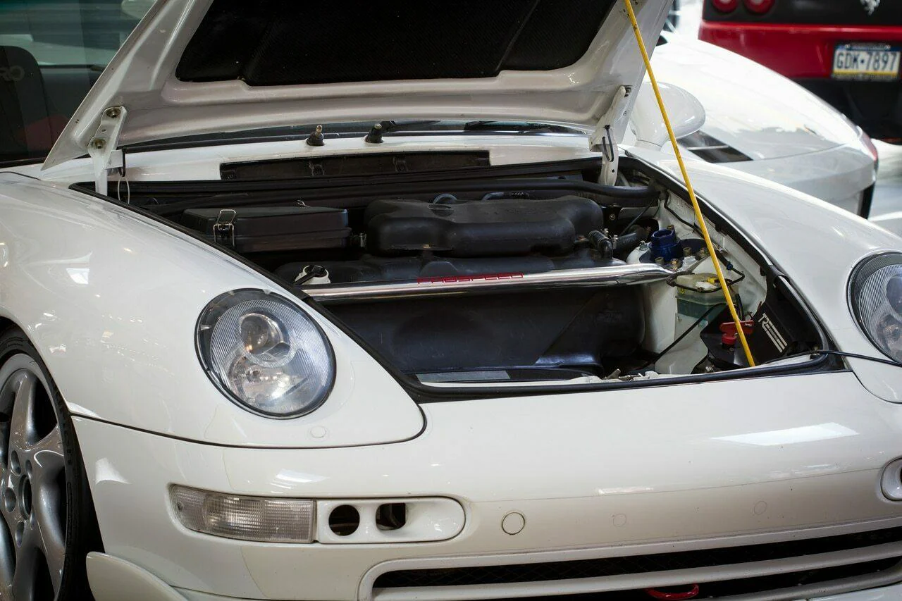 Fabspeed Porsche 964 Carrera GT2 EVO Front Strut Bar (1989-1994) - Image 2