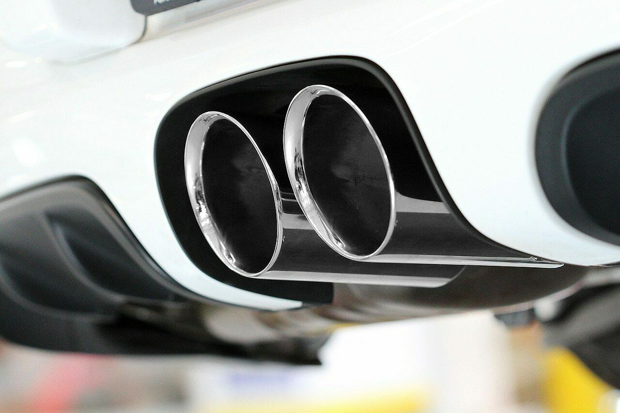 Fabspeed Porsche 987 Boxster / Cayman Maxflo True X-Pipe with Dual Tips (2005-2008) - Image 5