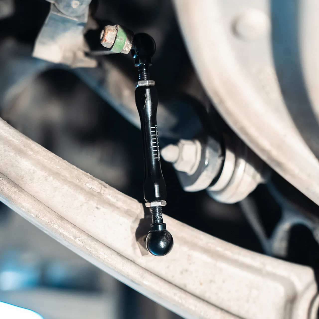 Rennline Adjustable Lift Links for Macan - Image 5