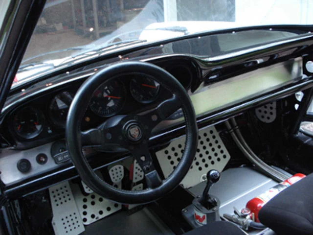 Rennline Aluminum Lower Dash Cover for Porsche 911 (65-84) - Image 2
