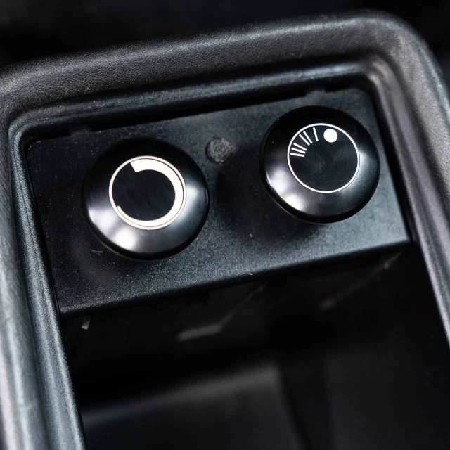 Rennline Billet AC Temperature Control Knob for Porsche 911 (1974-89) - Image 6