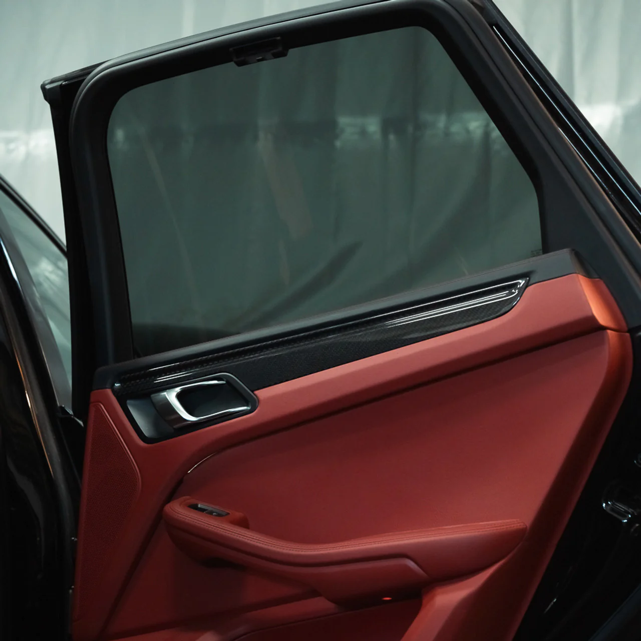 Rennline Carbon Fiber Door Trim Kit for Macan - Image 5