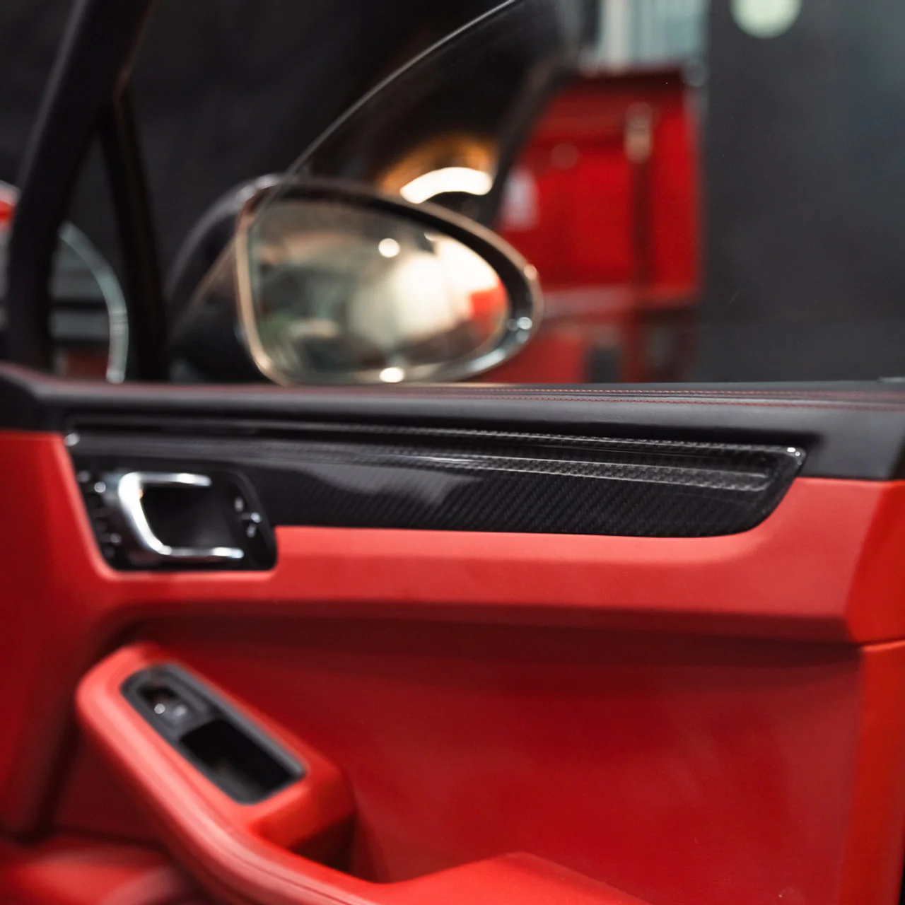 Rennline Carbon Fiber Door Trim Kit for Macan - Image 6