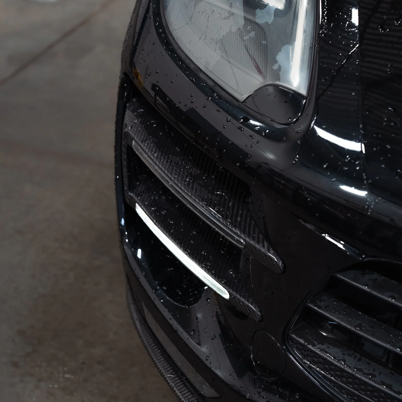 Rennline Carbon Fiber Grille Slats for Macan - Image 6