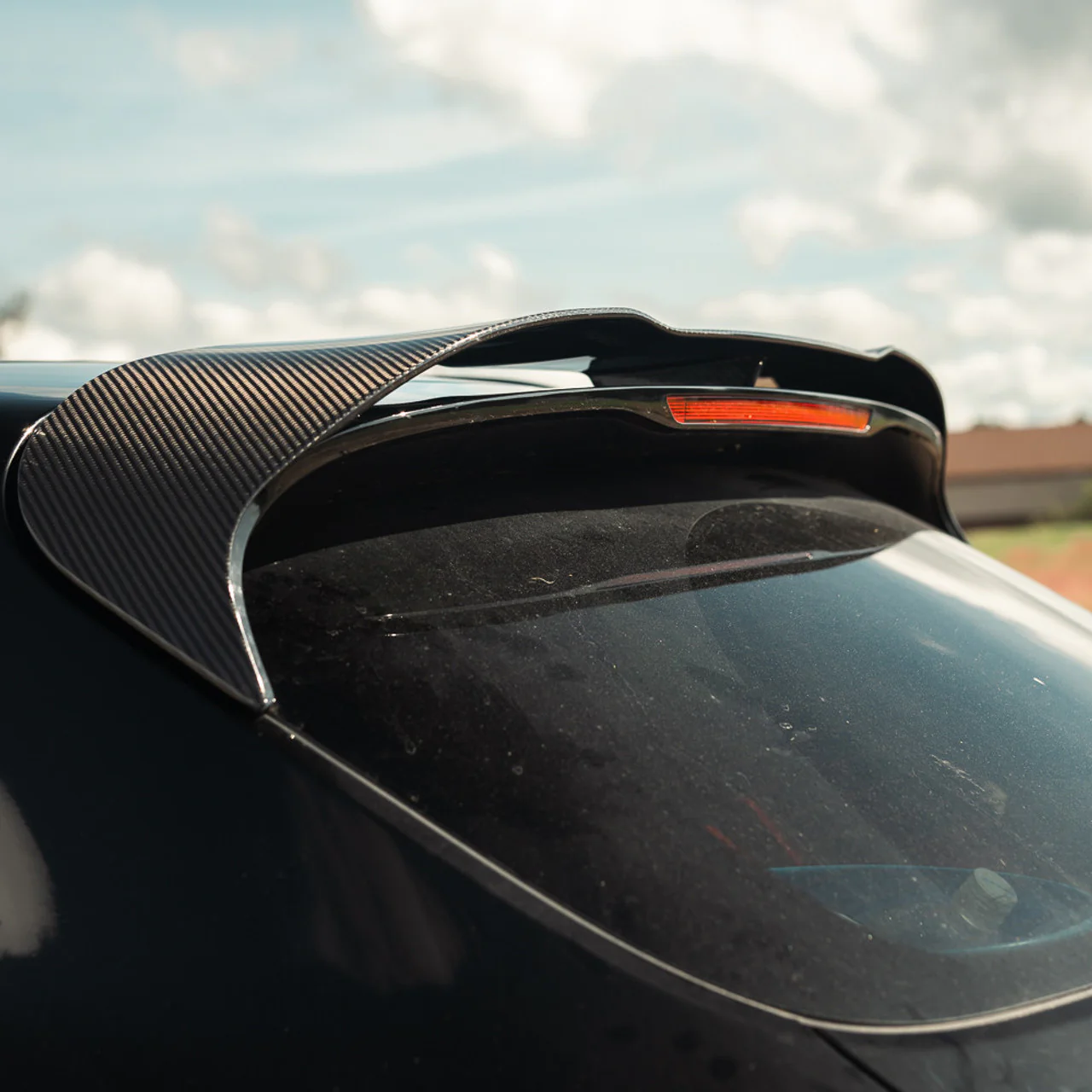 Rennline Carbon Fiber Hatch Spoiler Macan - Image 8