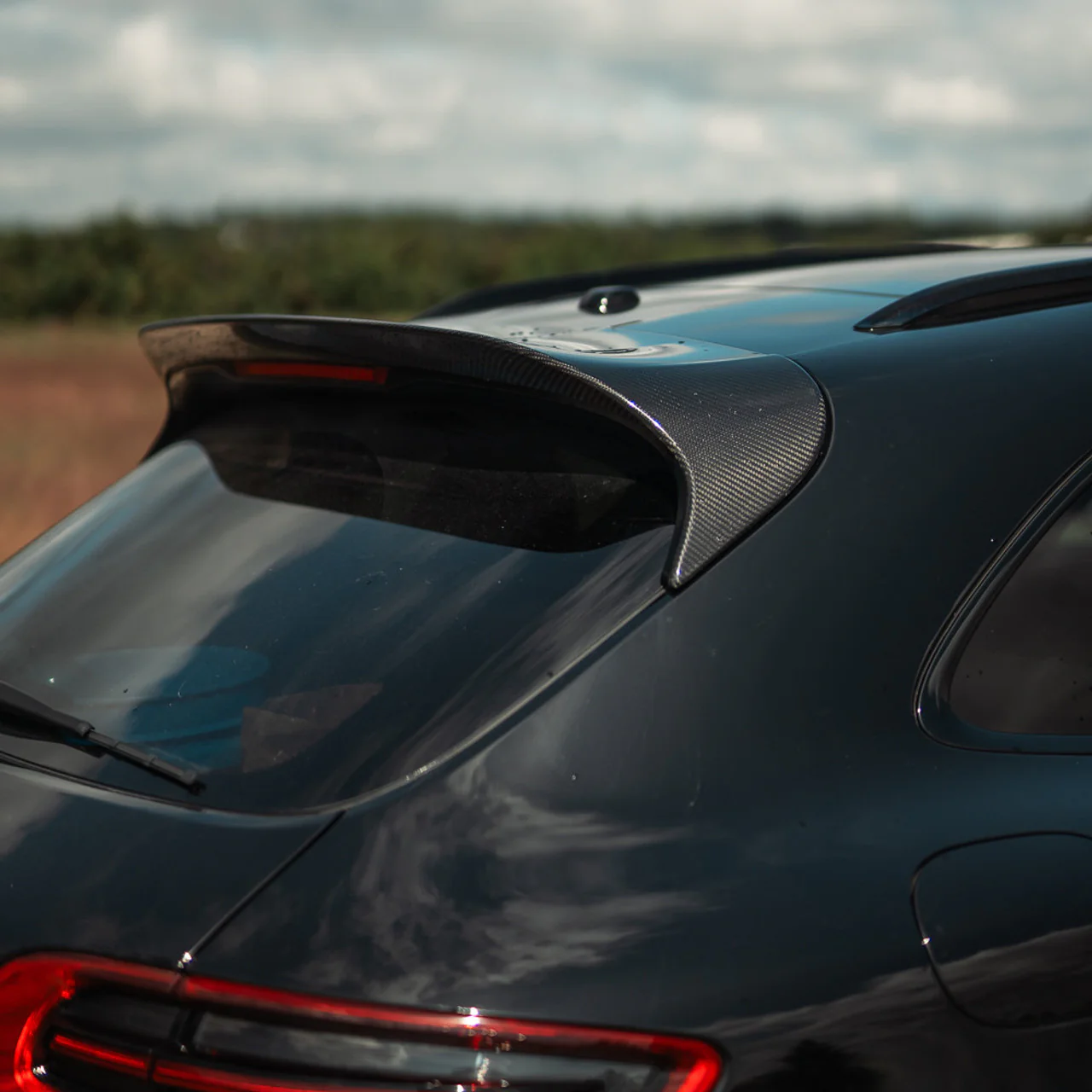 Rennline Carbon Fiber Upkick Spoiler for Macan - Image 8
