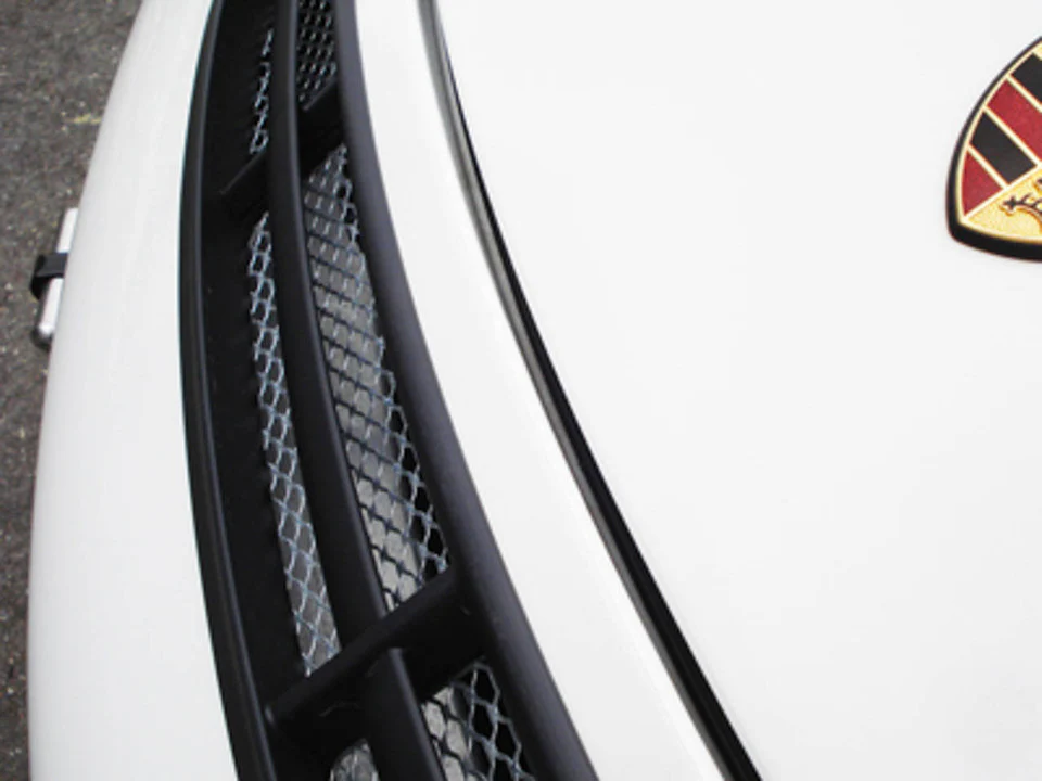 Rennline GT3-Style Carbon Smile Vent for 997 and 987 - Image 10