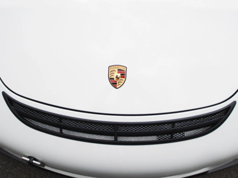 Rennline GT3-Style Carbon Smile Vent for 997 and 987 - Image 9