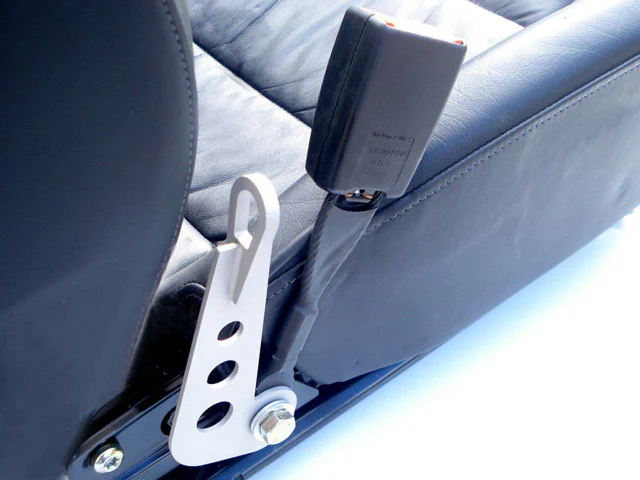 Rennline Harness Mount - Tunnel Side, Long - for Porsche 911/964/993/996/997/944/928/914 - Image 2