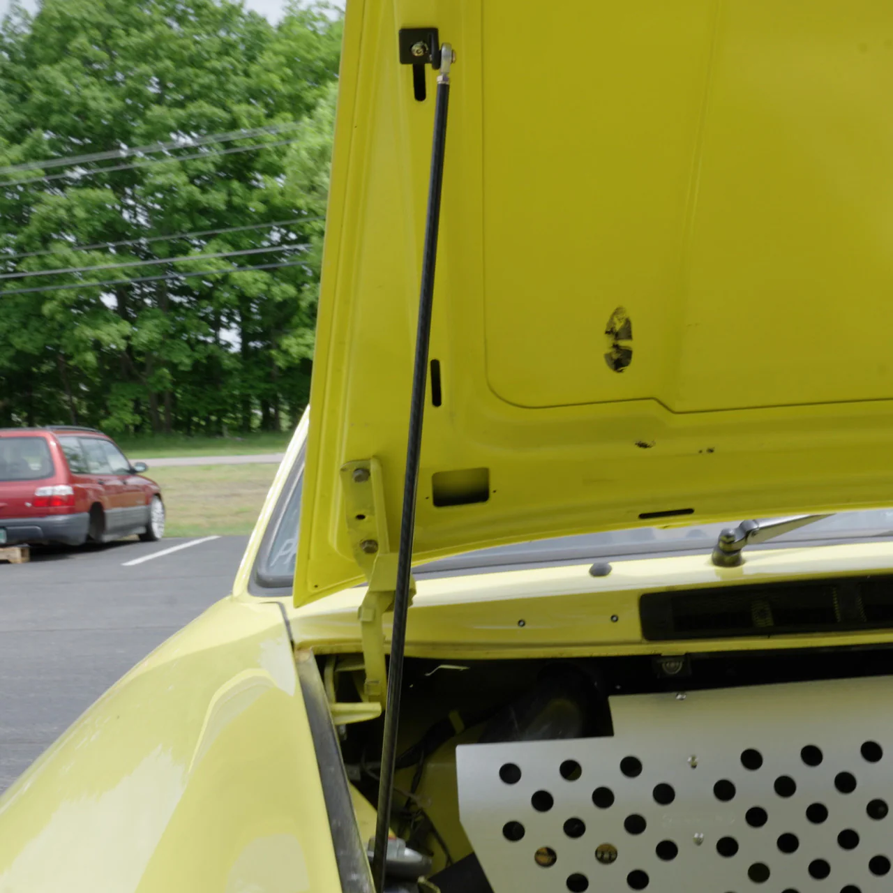 Rennline Lightweight RS Style Hood Prop - Image 5