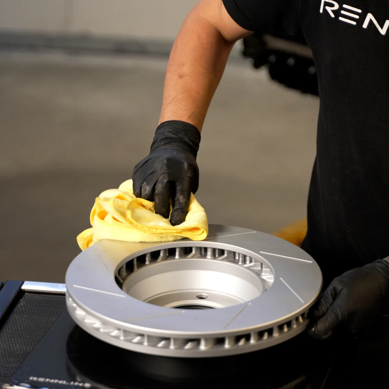 Rennline OE+ Rear Brake Rotor Pair for Cayenne - Image 6