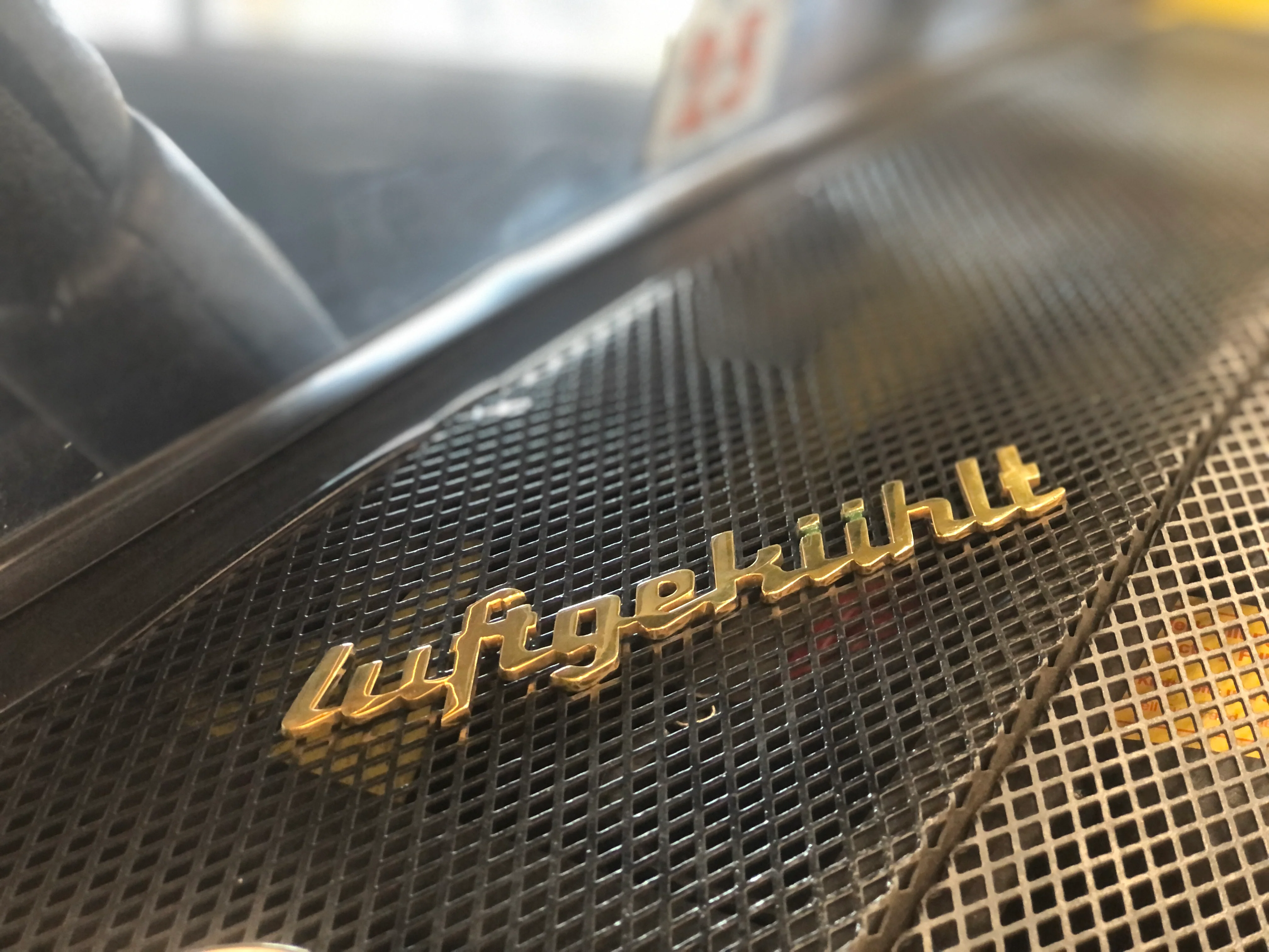 Solid Brass Luftgekühlt Emblem for Porsche Air Cooled Cars - Image 3