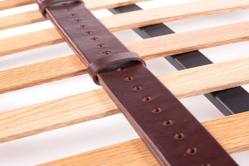 Vintage Leather Luggage Rack Straps for Porsche 911/912/930/964/993 (1965-98) - Image 3